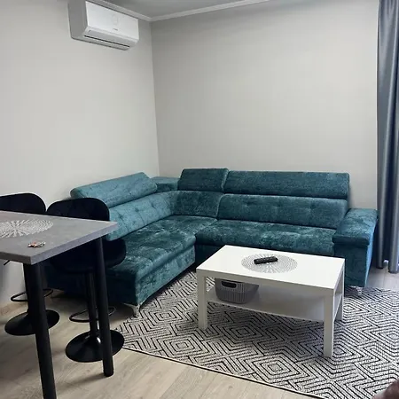 Komarom Luxe Apartment Exterior photo