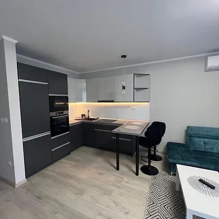 Komarom Luxe Apartment Exterior photo