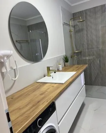Komarom Luxe Apartment Exterior photo